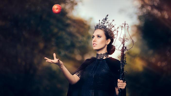 кралица прераждане